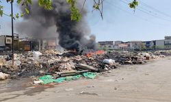 Yükselen dumanlar İzmir Buca sakinlerini korkuttu!