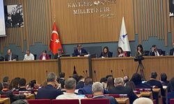 Büyükşehir Meclisi'nde Uzundere polemiği: "Kara çalmaya çalışıyorlar"