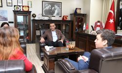 Çiğli başkanlık koltuğu çocuklara emanet! Başkan Yıldız gururla devretti