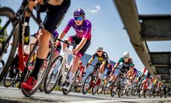 Bisiklet Turu Çeşme'den başladı! 158 sporcu Selçuk yolunda