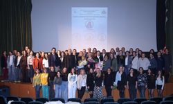 DEÜ’den kansere karşı seferberlik: Bilim ve sanat farkındalık için buluştu!