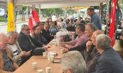 Efes Selçuk Belediye Başkanı Sengel öğretmenlerle bir arada: "Kararlılıkla mücadele etmek zorundayız!"