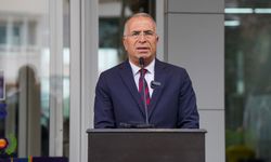 Gaziemir'de düzenlenen anma töreninde başkandan çarpıcı çıkış: "Sabah çocuğunuzu, torununuzu okula gönderdiğinizde..."