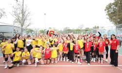 Göztepe 23 Nisan'ı farklı karşıladı! İşte renkli anlar