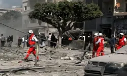 İsrail'den Lübnan'a yoğun saldırı: 100'den fazla füze fırlatıldı!