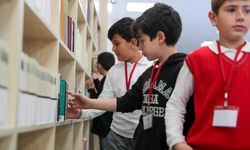 İzmir Aliağa’da Kütüphane Haftası coşkusu: Aziz Sancar Kütüphanesi öğrencilerle doldu