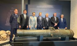 İzmir Aliağa'da gemi söküm sırasında tarihi eser çıktı