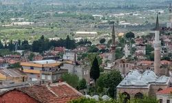 İzmir Bayındır ilçesi kaç km, yol tarifi ve nüfusu ne kadar?
