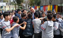 İzmir Bornova'da başkan Eşki'den okul ziyareti: "Harekete geçeceğiz"