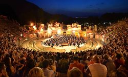 İzmir festival ve şenlikleri rehberi, hangi ayda hangi etkinlik var?