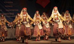 İzmir'in yöresel kıyafetleri neler? Efe ve zeybek giysilerinin özel parçaları