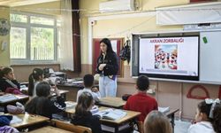 İzmir'de Aliağa ve Bergama'da büyükşehirden akran zorbalığı eğitimi