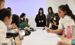 İzmir’de çocukların kitap heyecanı: AASSM’de yaratıcı atölye tamamlandı!