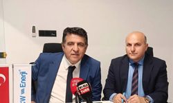 İzmir'de güneş enerjisi konuşuldu! "Belediyeler zorluk çıkarıyor"