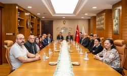 İzmir'de Şehitler Haftası adliyede törenle karşılandı! Şehit yakınları ağırlandı