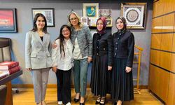 Projesiyle Türkiye üçüncüsü olan AK Parti Karşıyaka Kadın Kolları'ndan Ankara çıkarması!