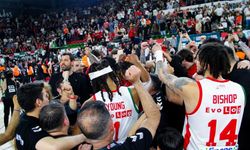 Karşıyaka'dan hayati galibiyet! 1 sayıyla kazandı