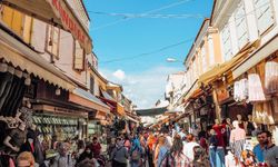 Konak Kemeraltı çarşısı nasıl gezilir? Pratik rota önerisi