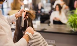 İzmir'de kuaförlerde yeni dönem resmen başladı!