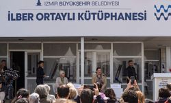 7. İzmir Kitap Fuarı'nda İlber Ortaylı anıldı! Kızı ve kardeşinden kütüphane ziyareti!