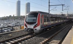Marmaray'da intihar: Seferlerde aksama!