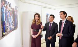 Marmaris’te sanat ve farkındalık buluştu: “Kırmızı Bank” ve İtalyan karnavalları bir arada