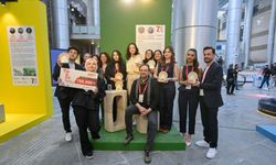 Mermer sanatla buluşuyor: İzmir sokaklarını süsleyecek heykeller bu fuarda şekilleniyor!