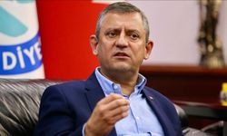 CHP lideri Özgür Özel’den erken seçim resti: "Anayasa açık, ara seçim zorunluluktur!"