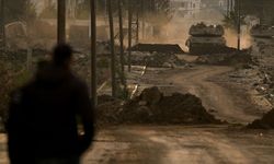 Kuneytra’da sivil araca tank ateşi: 1 kişi hayatını kaybetti