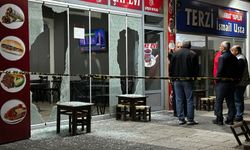 Sakarya'da kahve keyfi yarıda kaldı! İş yerine ve araca silahlı saldırı