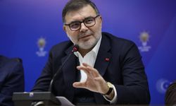 AK Partili Saygılı'dan Özgür Özel'e: "İzmir'e dönüp bir bakın Sayın Özel!"