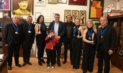 Seferihisar’dan dünya şampiyonluğuna: REBETEOS Akademi Yunanistan’da destan yazdı!