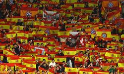 Tribünlerde skandal tezahürat! “Zıplamayan Müslümandır”