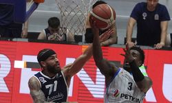 Aliağa Petkimspor evinde Bahçeşehir Koleji'ne mağlup!