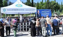 Arife gününde yalnız değiller: Büyükşehir’den 17 ilçede gönül köprüsü