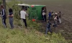 Çanakkale'de can pazarı! Otobüs devrildi