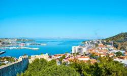 İzmir'in denize kıyısı olan ilçeleri hangileri?