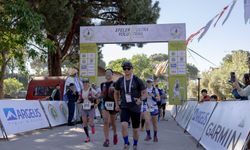 Efeler Yolu’nda dev maraton! Ödemiş’te şampiyonlar kürsüde