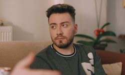 Ünlü Youtuber Enes Batur'a Sürpriz Hediye: Kutu İçerisinden Çıkanlar Pes Dedirtti