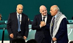 FIFA sahnesinde skandal hareket! Filistinli temsilci tepki gösterip sahneyi terk etti!