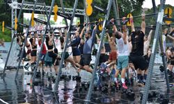 İzmir'de fitness tutkunları yağmura meydan okudu