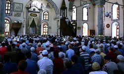Diyanet'ten uyarı: Topyekûn bütün insanlık, pek çok yıkıcı unsurla karşı karşıyadır