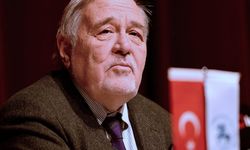 Çiğli’de İlber Ortaylı için isim önergesi!