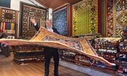 Bir ilmekle dünya sahnesi: İzmir halıları devlet saraylarını süslemeye devam ediyor