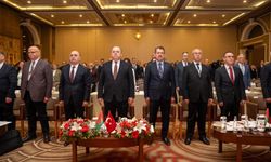 İzmir'de iş hukuku için bir araya geldiler! Yargıda önemli çalıştay
