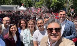 İzmirli Vekil Gökçe Gökçen'den göndermeli paylaşım: "Onlar yolun sonunda, biz yolun başındayız!"