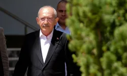 İşte, Kılıçdaroğlu ekibinin ilk işi! Genel Merkez'deki afişi indirdiler!