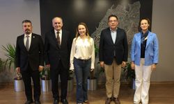 Konak Belediyesi’nde CHP heyeti buluşması