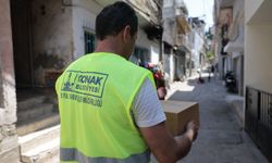 Konak Belediyesi bu yıl da geleneği bozmadı: Gönüllerden bayram sofralarına dayanışma