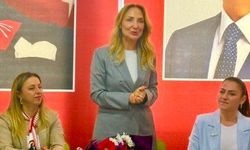 Aylin Nazlıaka İzmir'de!  CHP Menderes ilçe ve işçilere ziyaret!
